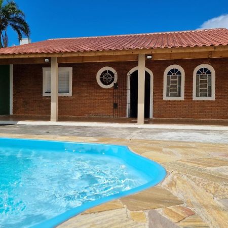 Confortavel Casa Com Piscina E Churrasqueira A 100M Da Praia Caraguatatuba Exterior foto