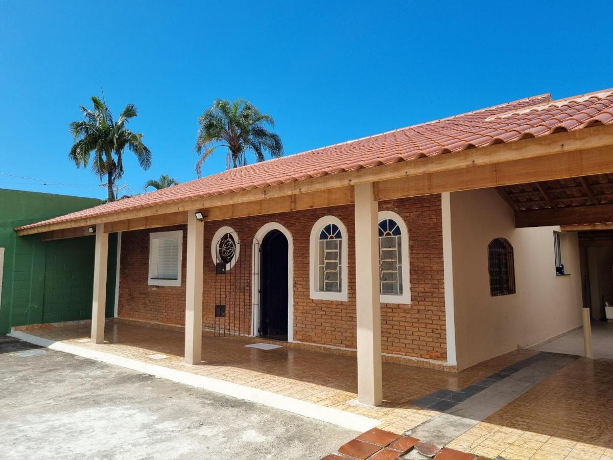 Confortavel Casa Com Piscina E Churrasqueira A 100M Da Praia Caraguatatuba Exterior foto