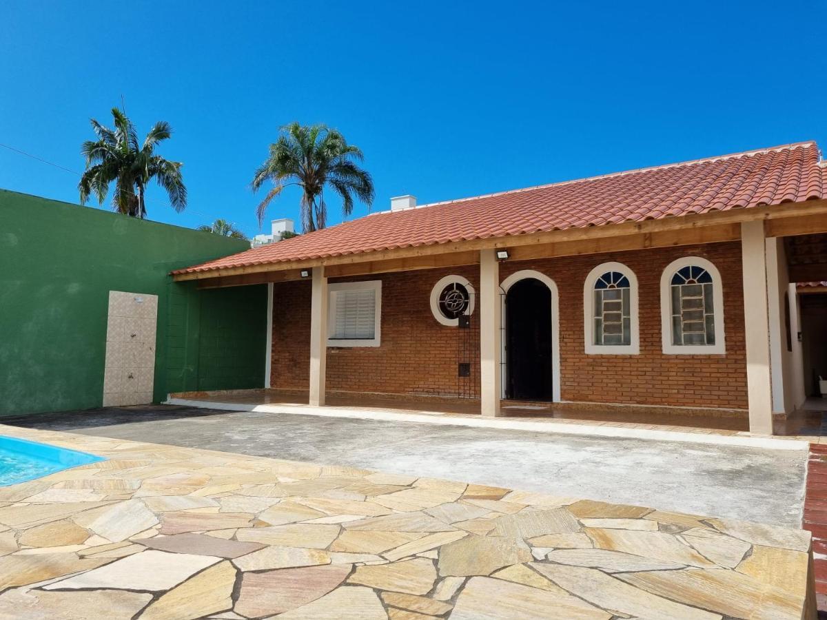 Confortavel Casa Com Piscina E Churrasqueira A 100M Da Praia Caraguatatuba Exterior foto